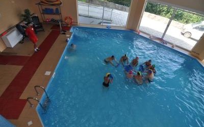 Baseny odkryte i kryte